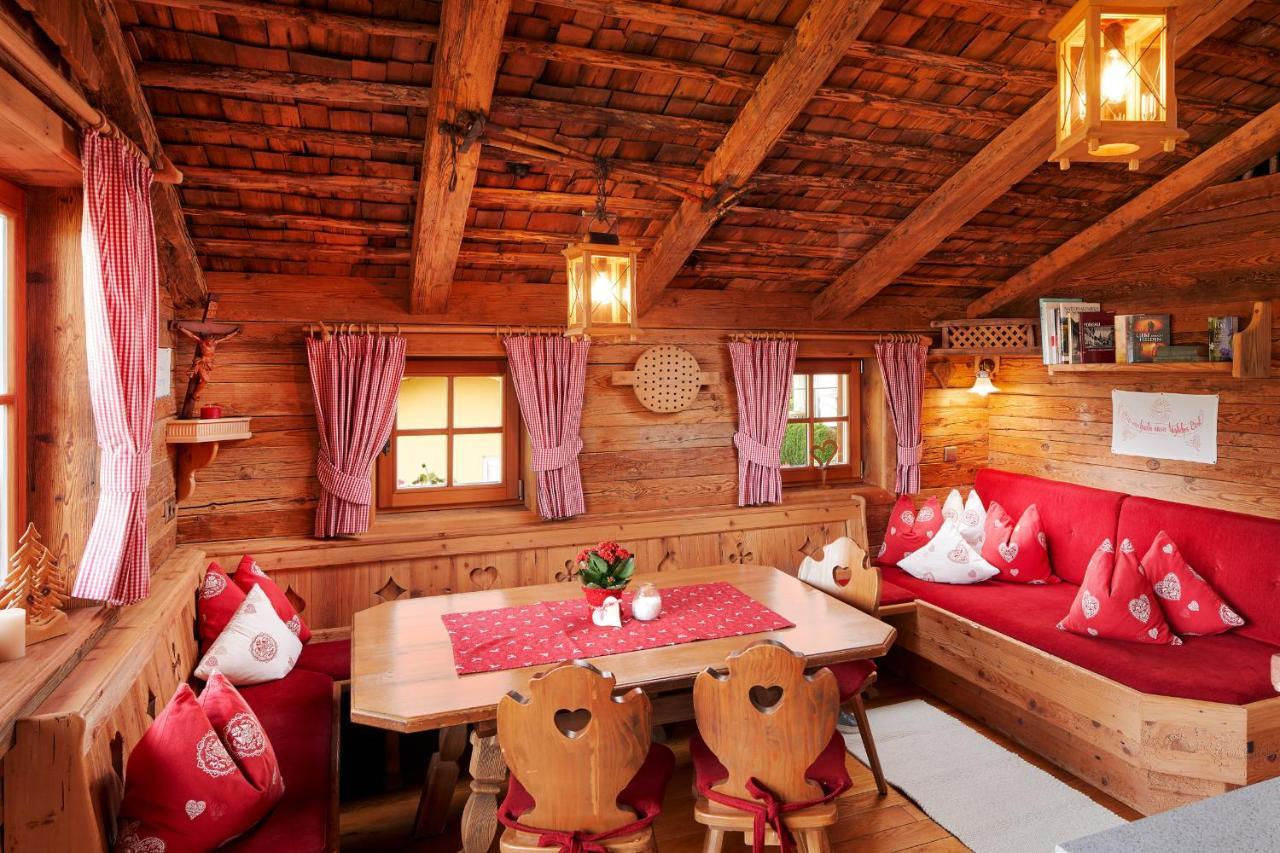 Almdorf Flachau - Luxus Huettenurlaub Extérieur photo