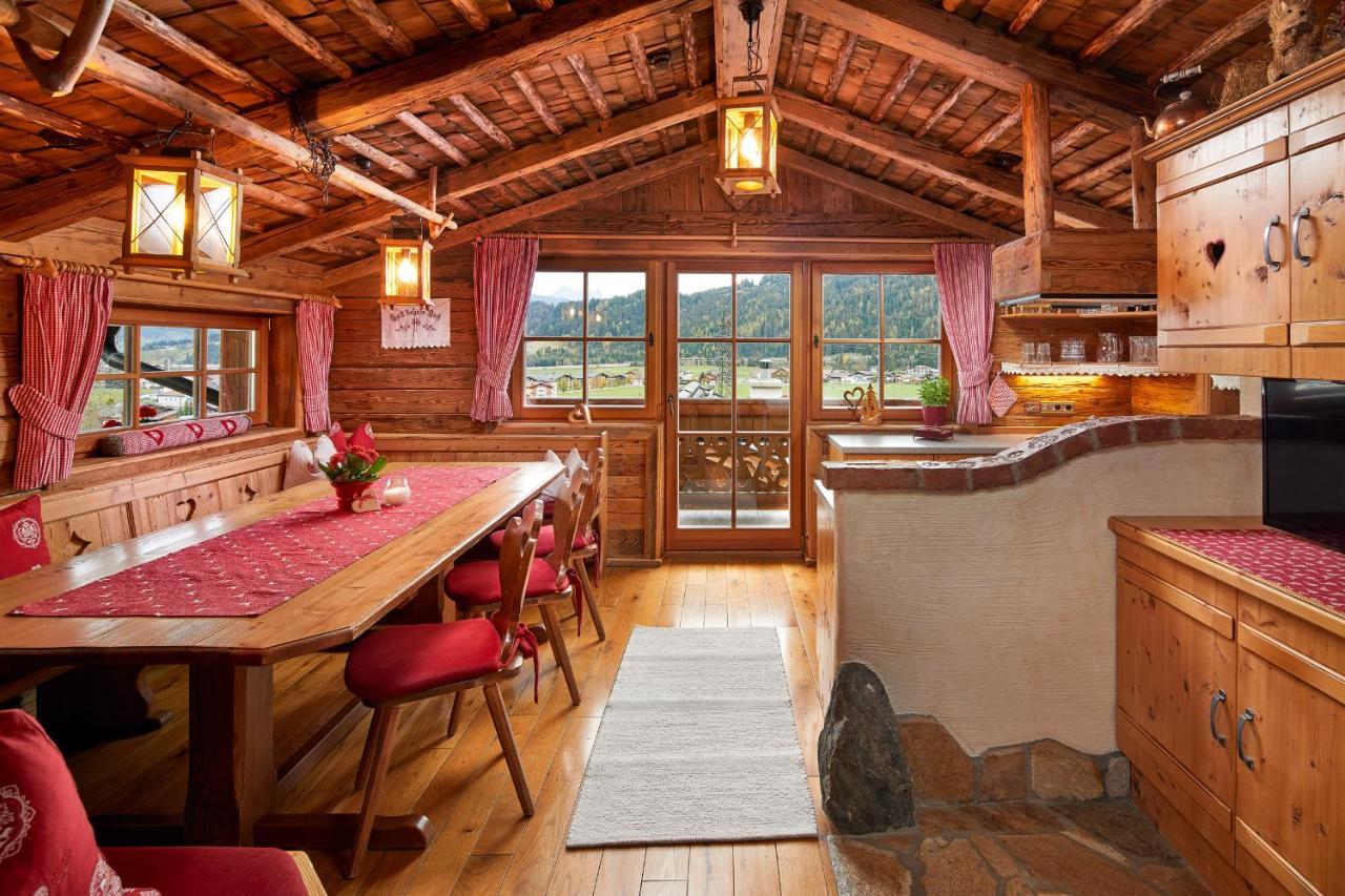 Almdorf Flachau - Luxus Huettenurlaub Extérieur photo