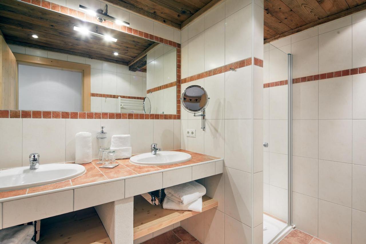 Almdorf Flachau - Luxus Huettenurlaub Extérieur photo